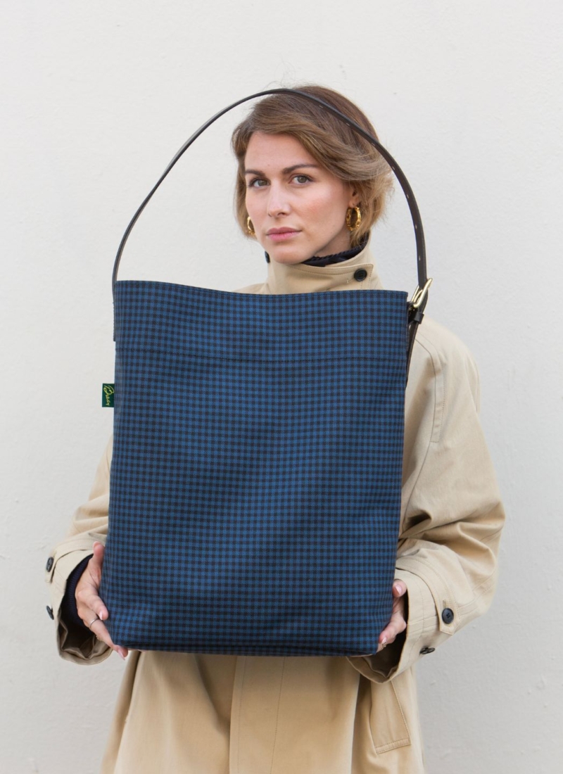 sac brady leven vichy bleu chez magasin central