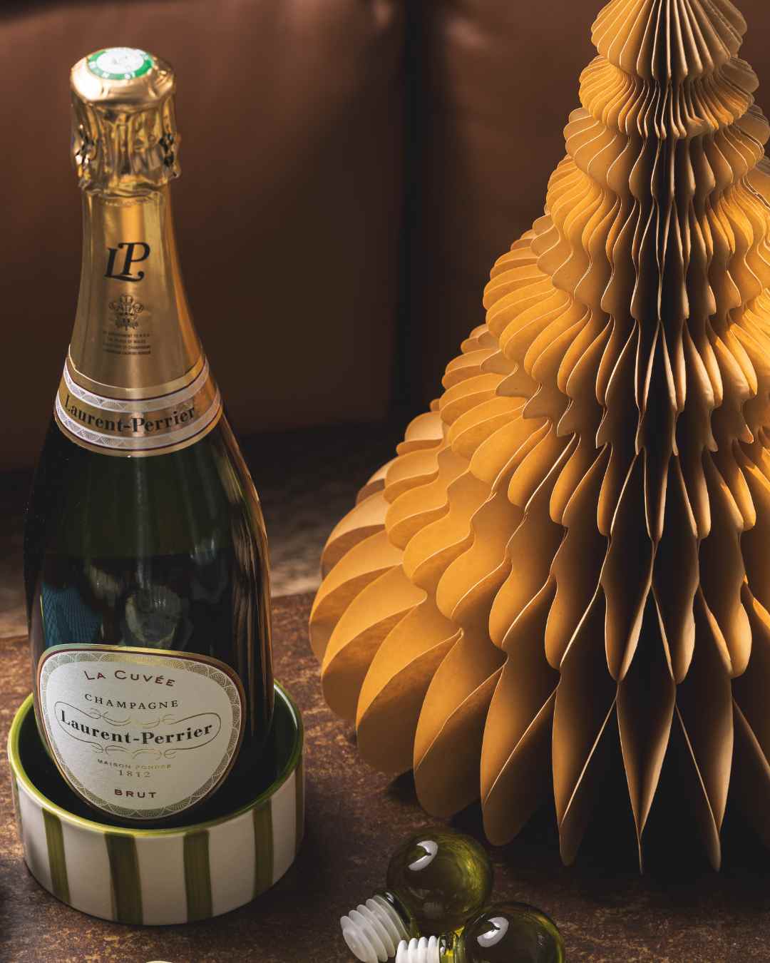 sapin papier doré aimanté magasin central