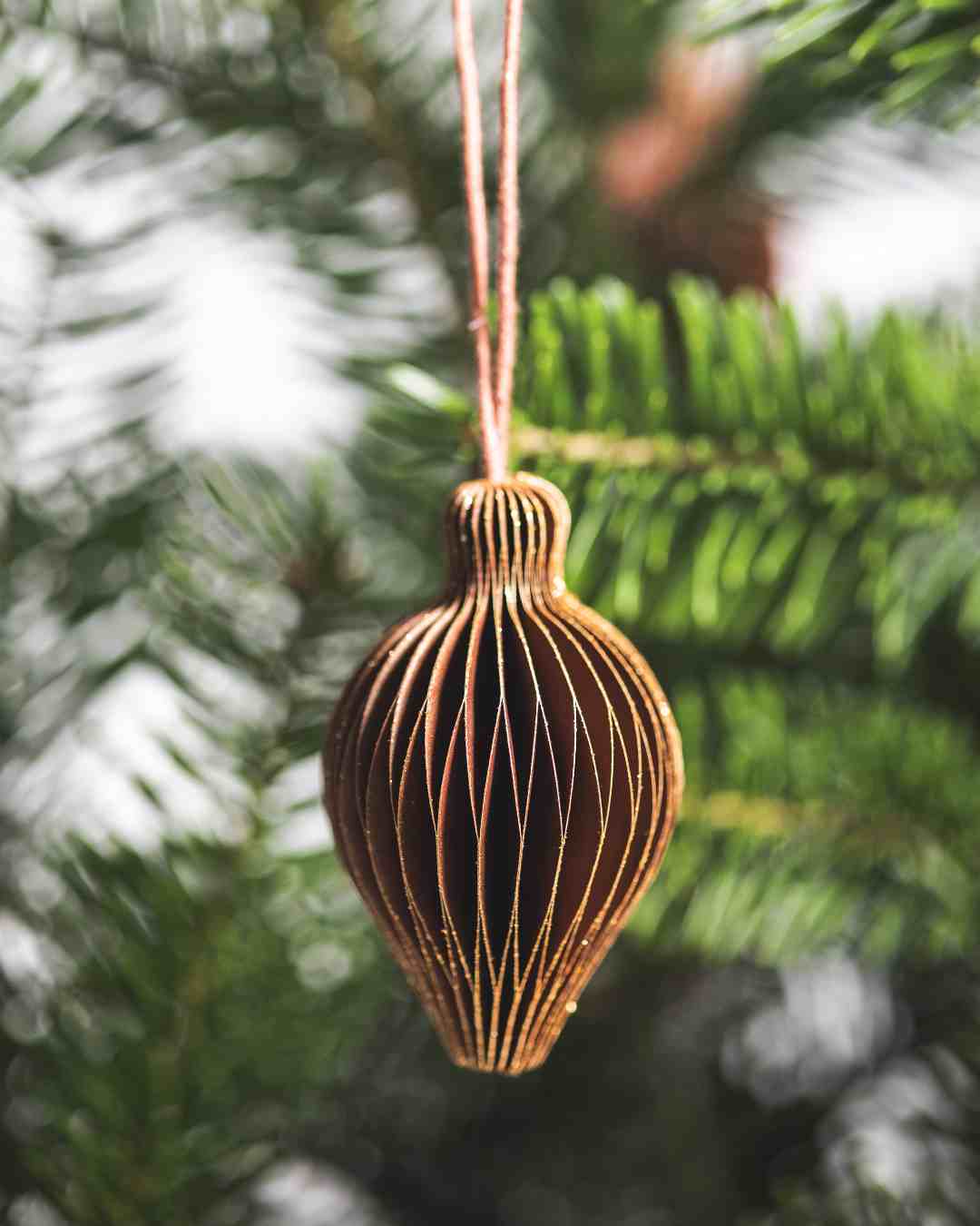 boule de noel en papier boule de noel en papier magasin central