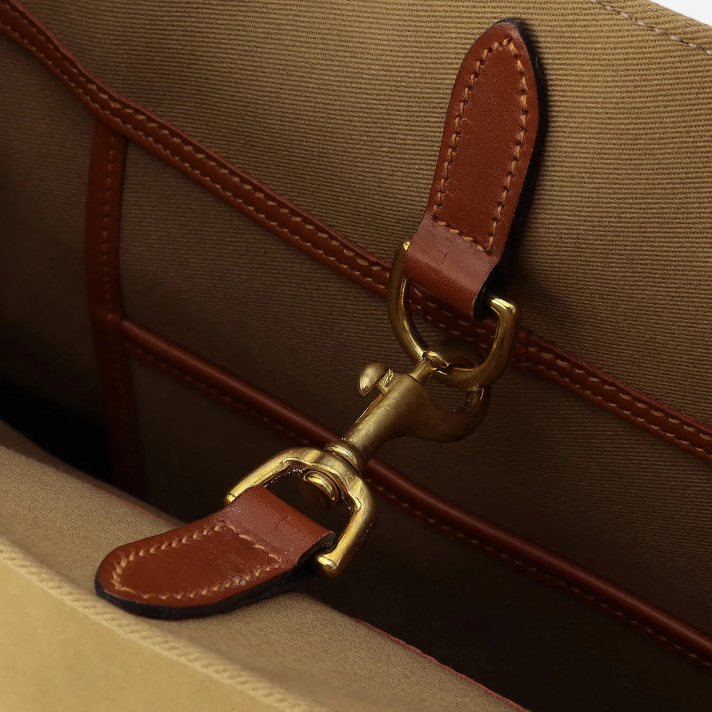 SAC LEVEN BRADY