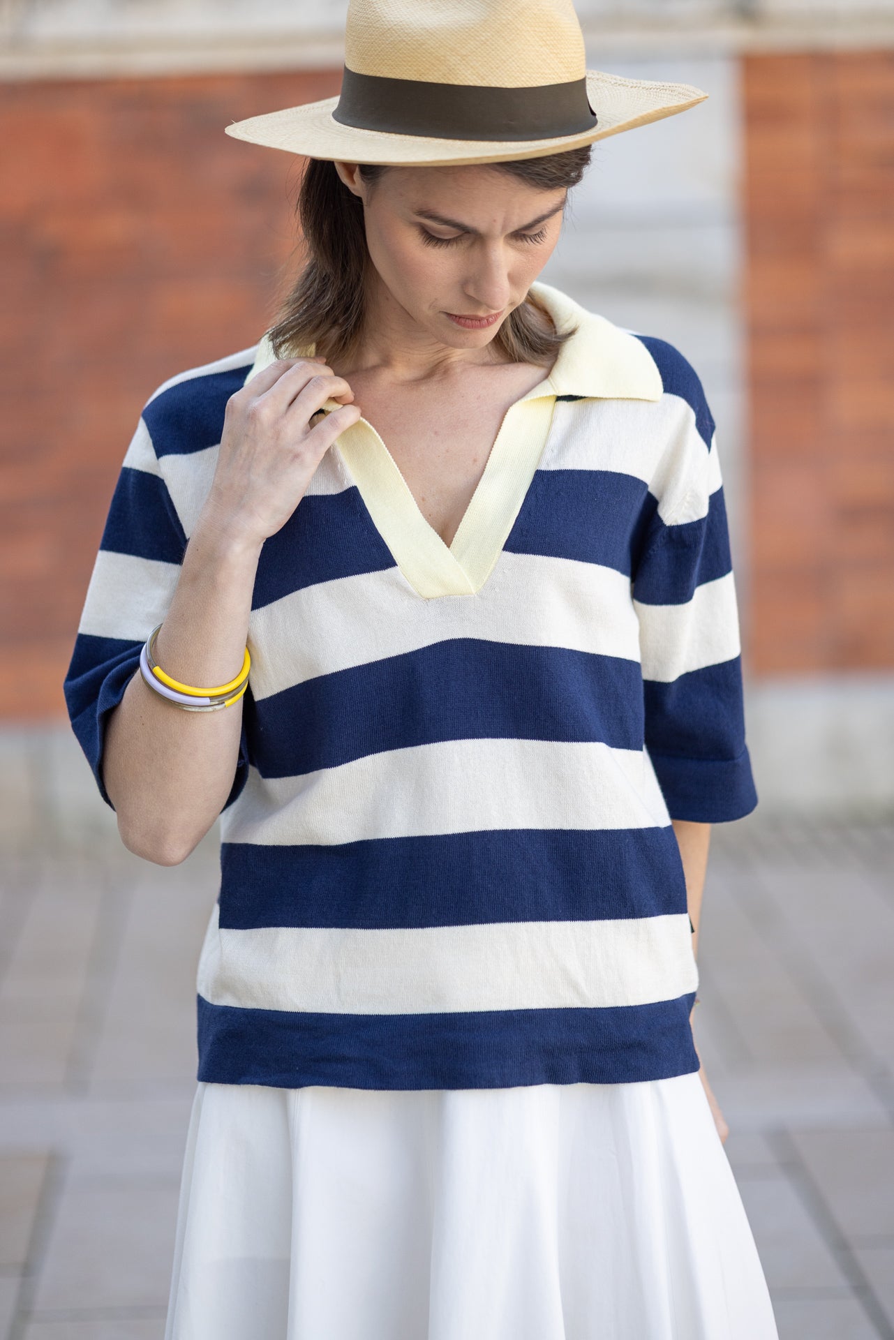 PULL AIDA LOREAK MENDIAN